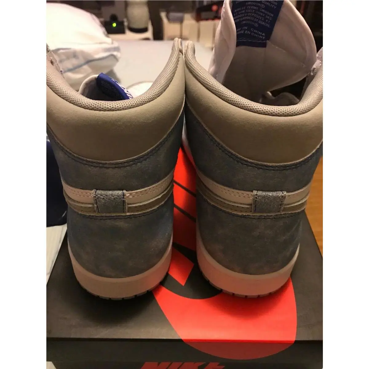 Nike shoes - AIR JORDAN 1 HIGH OG - HYPER ROYAL/White 0