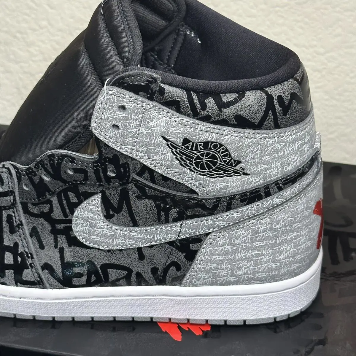 Nike shoes - Nike Air Jordan 1 - Air - Multicolor 8