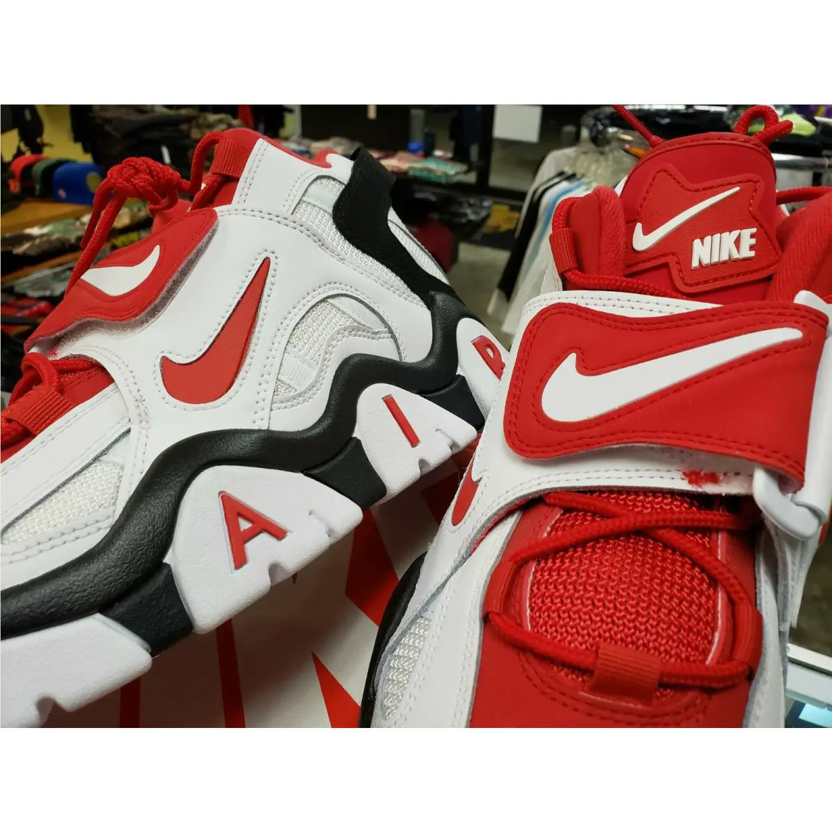 Nike shoes - Nike Air Barrage - Air Barrage - AT7847-102 - Red (UPC: 00193154664843) 2