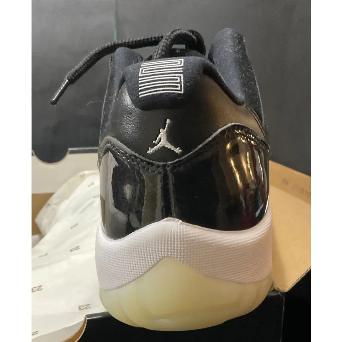 Nike shoes - Nike Air Jordan 11 - Air - Black 2