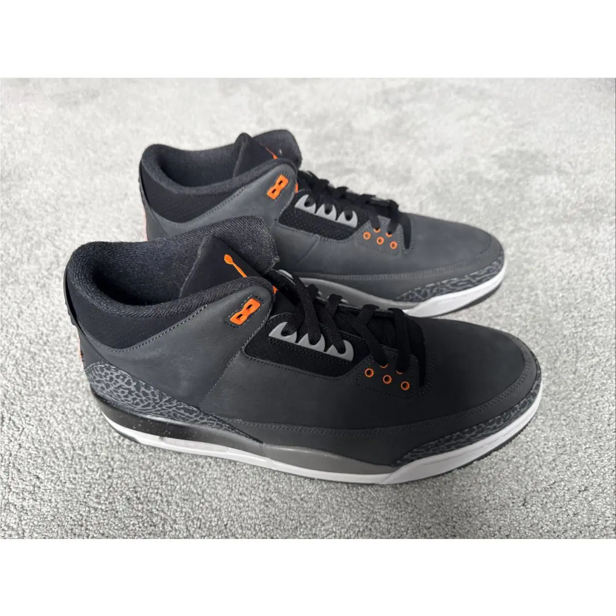 Nike shoes - Jordan 3 - Orange 1