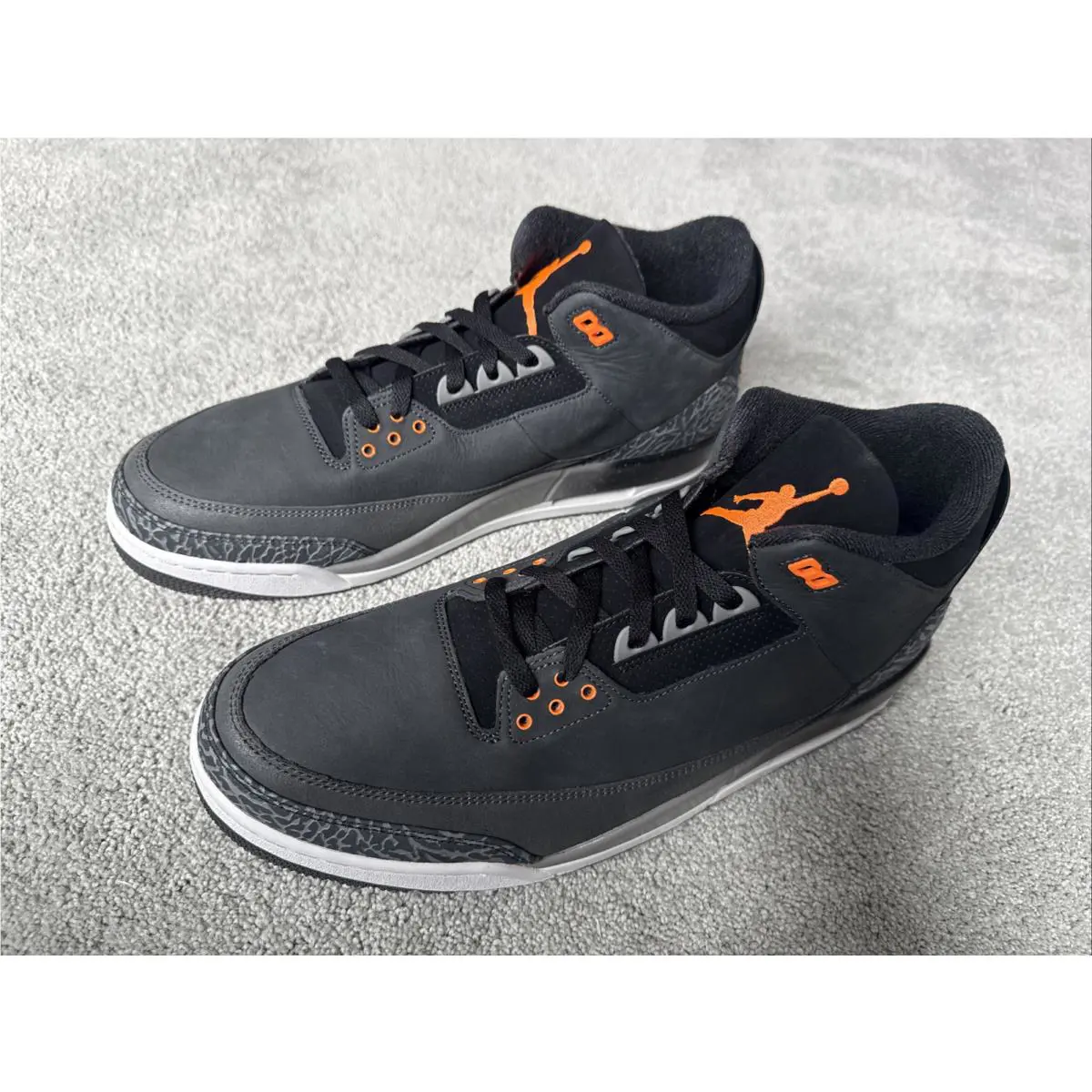 Nike shoes - Jordan 3 - Orange 3
