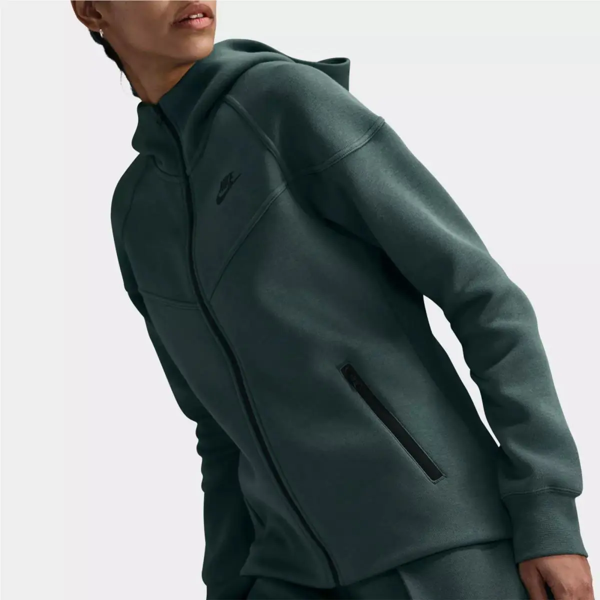 Nike clothing - Green (UPC: 197600401587) 3