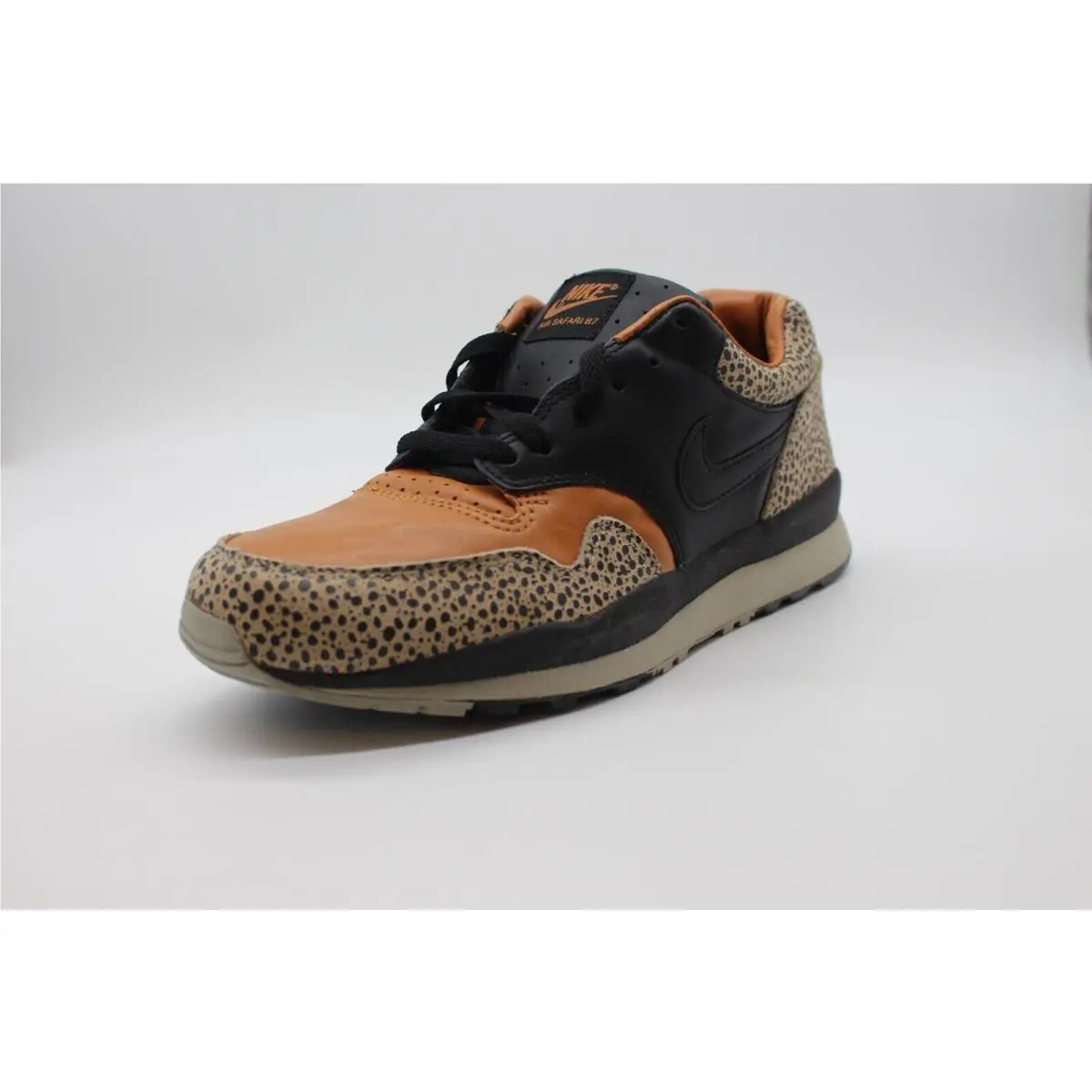 Nike shoes - Nike Air Safari - Air Safari - 306324-201 - Brown 4