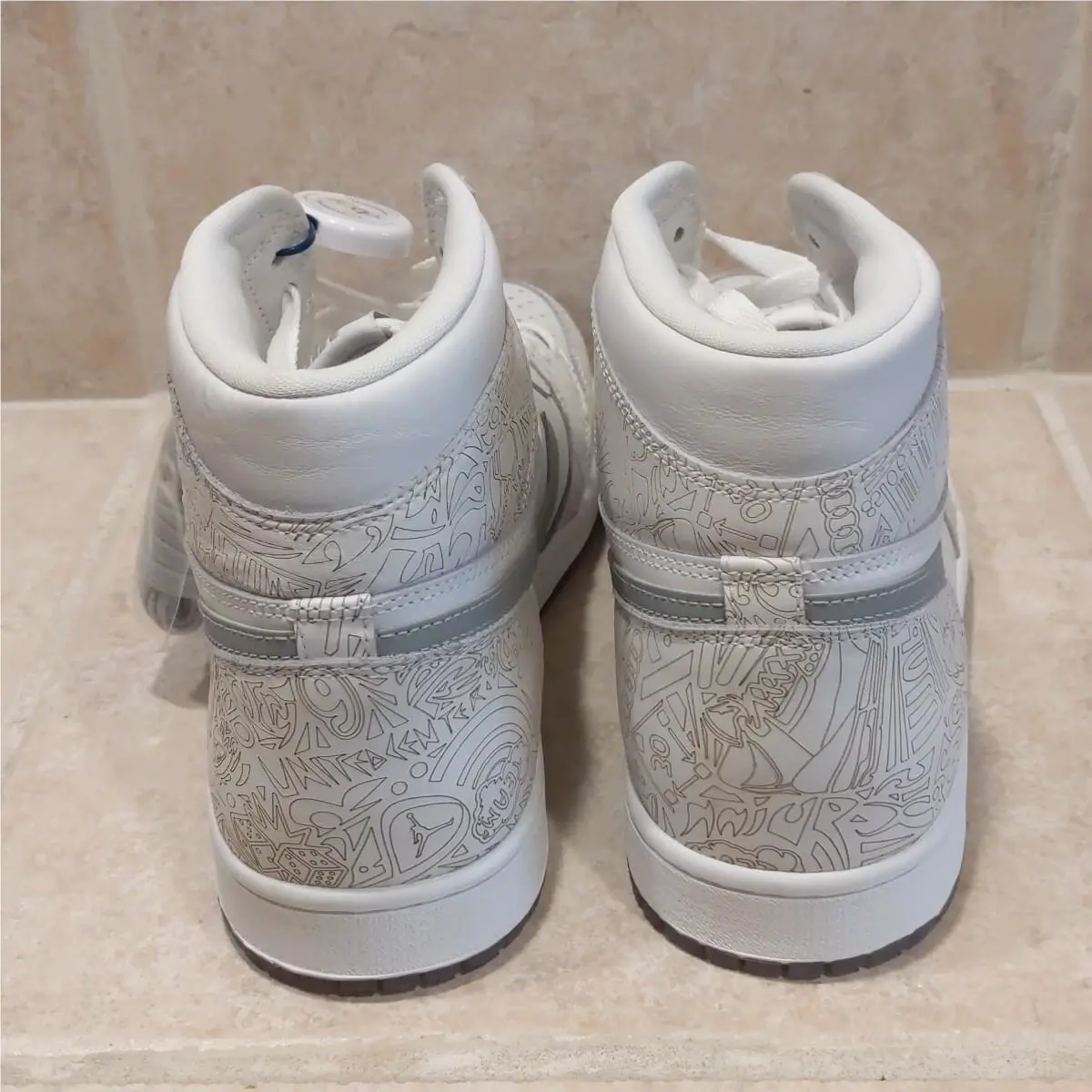 Nike shoes - Air Jordan 1 - Air - 705289-100 - White 5