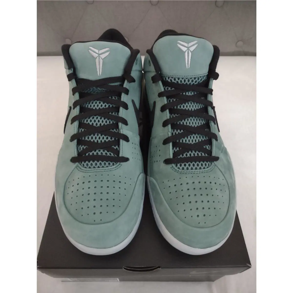 Nike shoes - Green 2