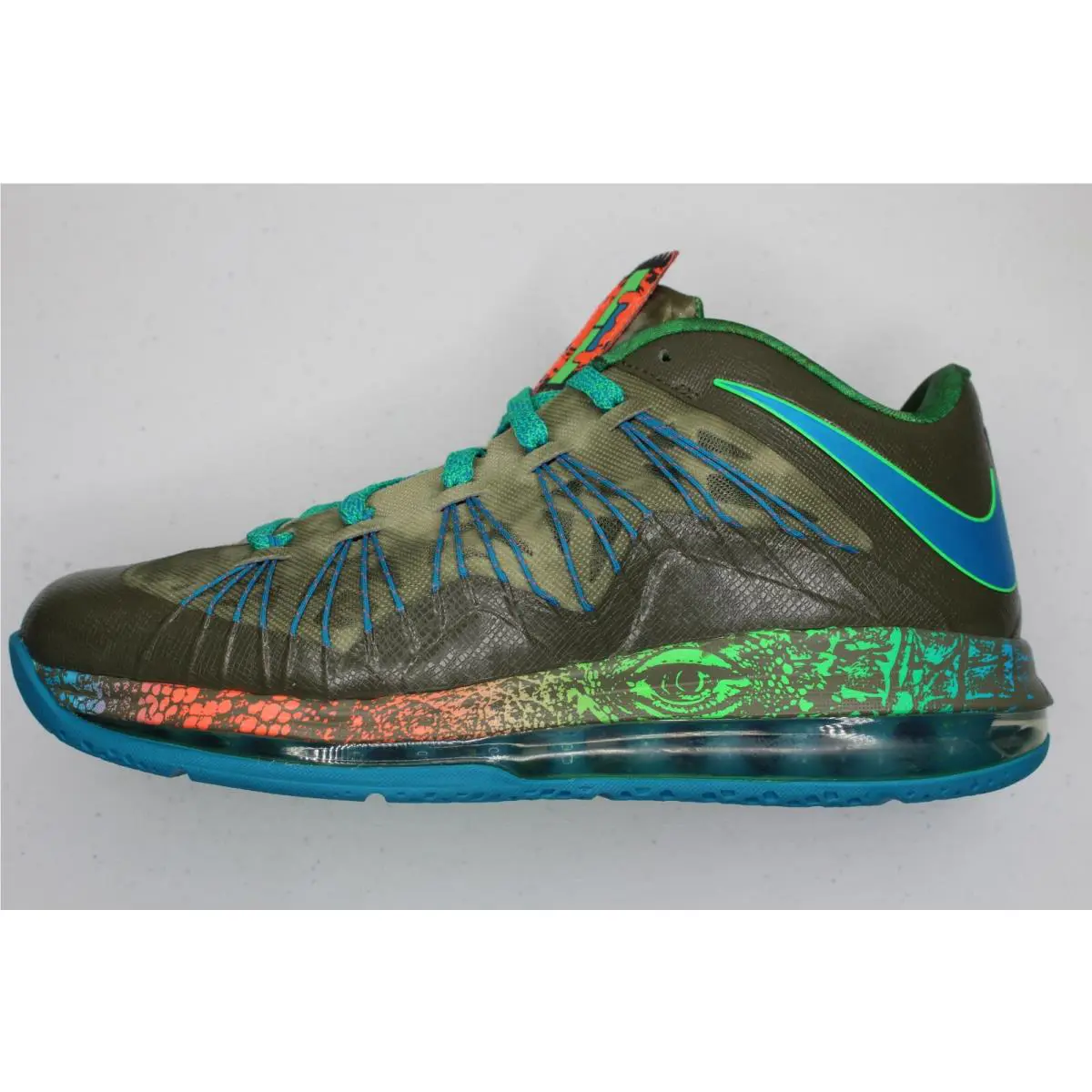 Nike shoes - Multi-Color 0
