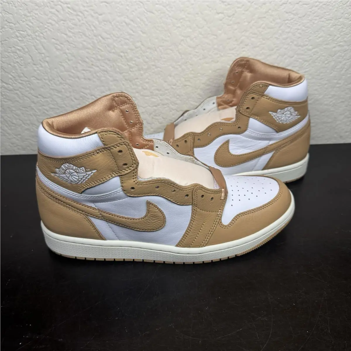 Nike shoes - Air Jordan Retro - Air Retro - Sail 0