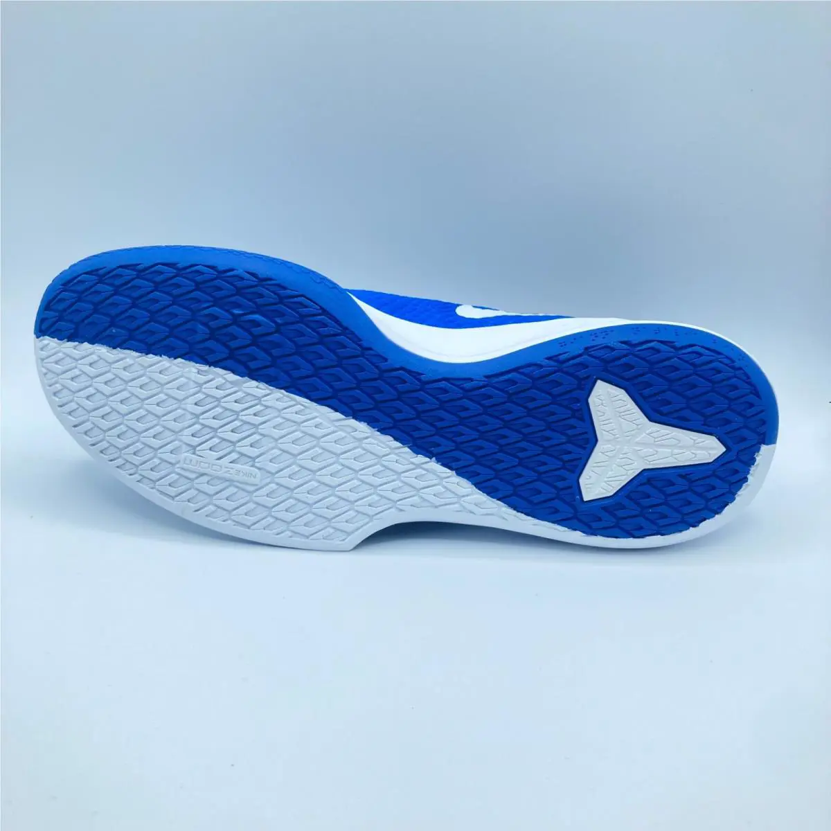 Nike shoes - Nike Mamba Focus - Mamba Focus - AT1214-400 - Blue 2