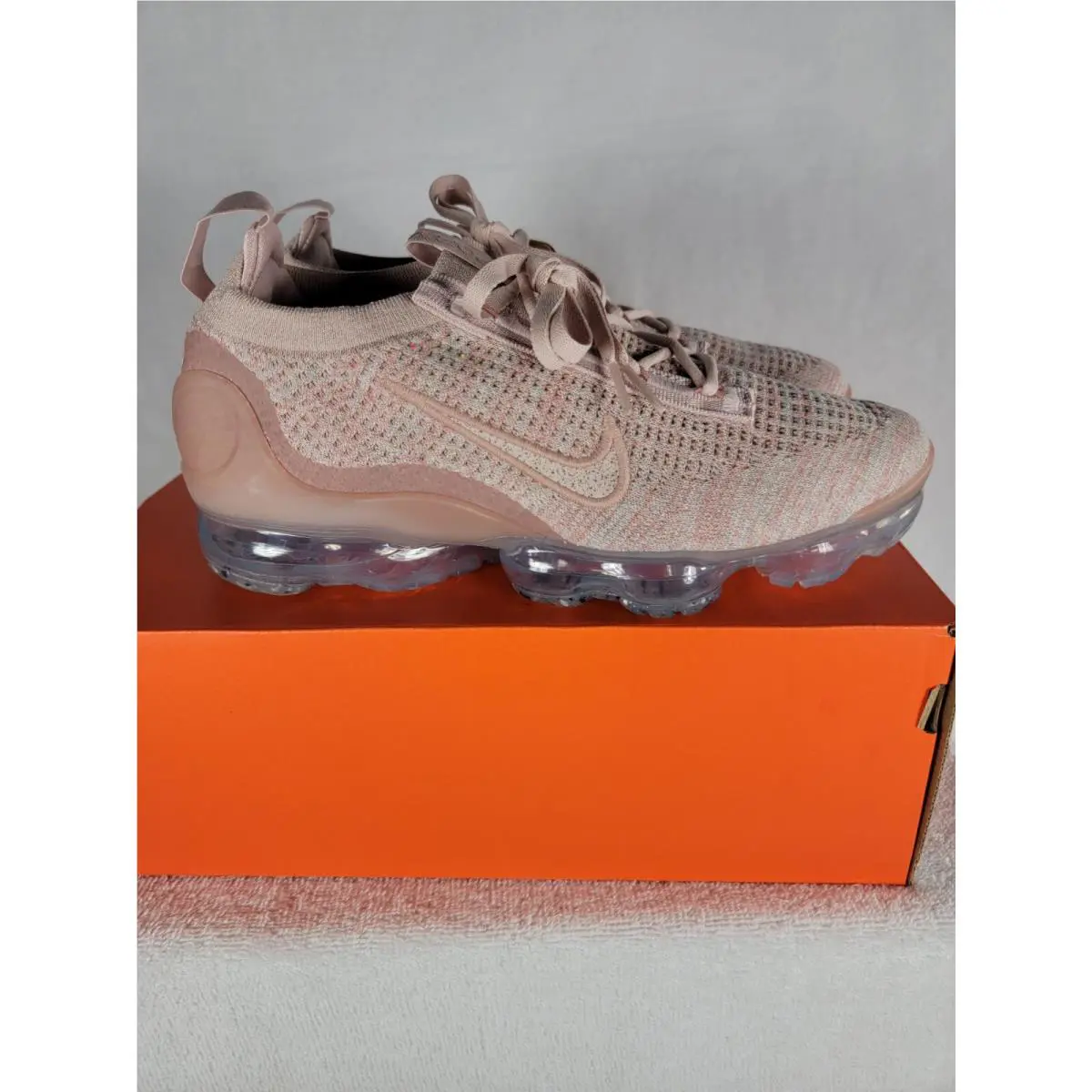 Nike shoes - Nike Air VaporMax Flyknit - Air VaporMax Flyknit - Pink (UPC: 195869223636) 3