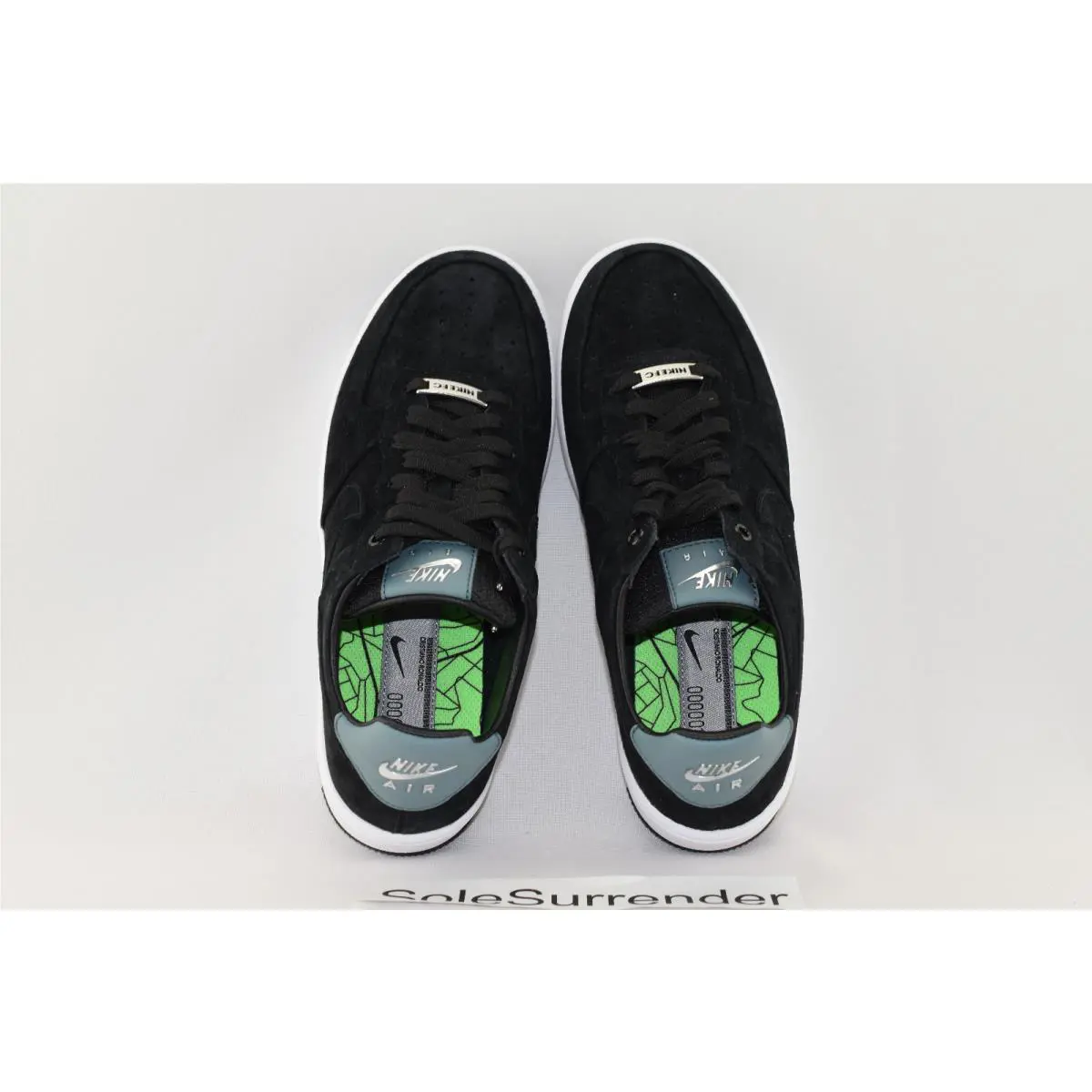Nike shoes - Black (UPC: 883418150860) 4