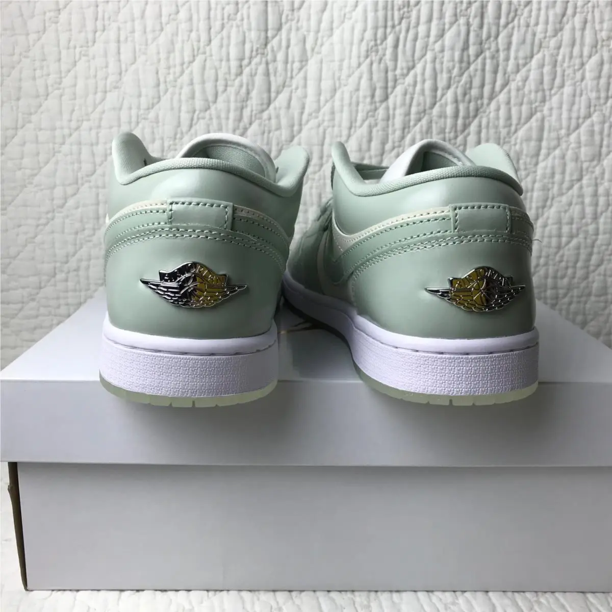 Nike shoes - Air Jordan 1 Low SE - HF4078-100 - Sail/Seafoam Metallic Silver 4