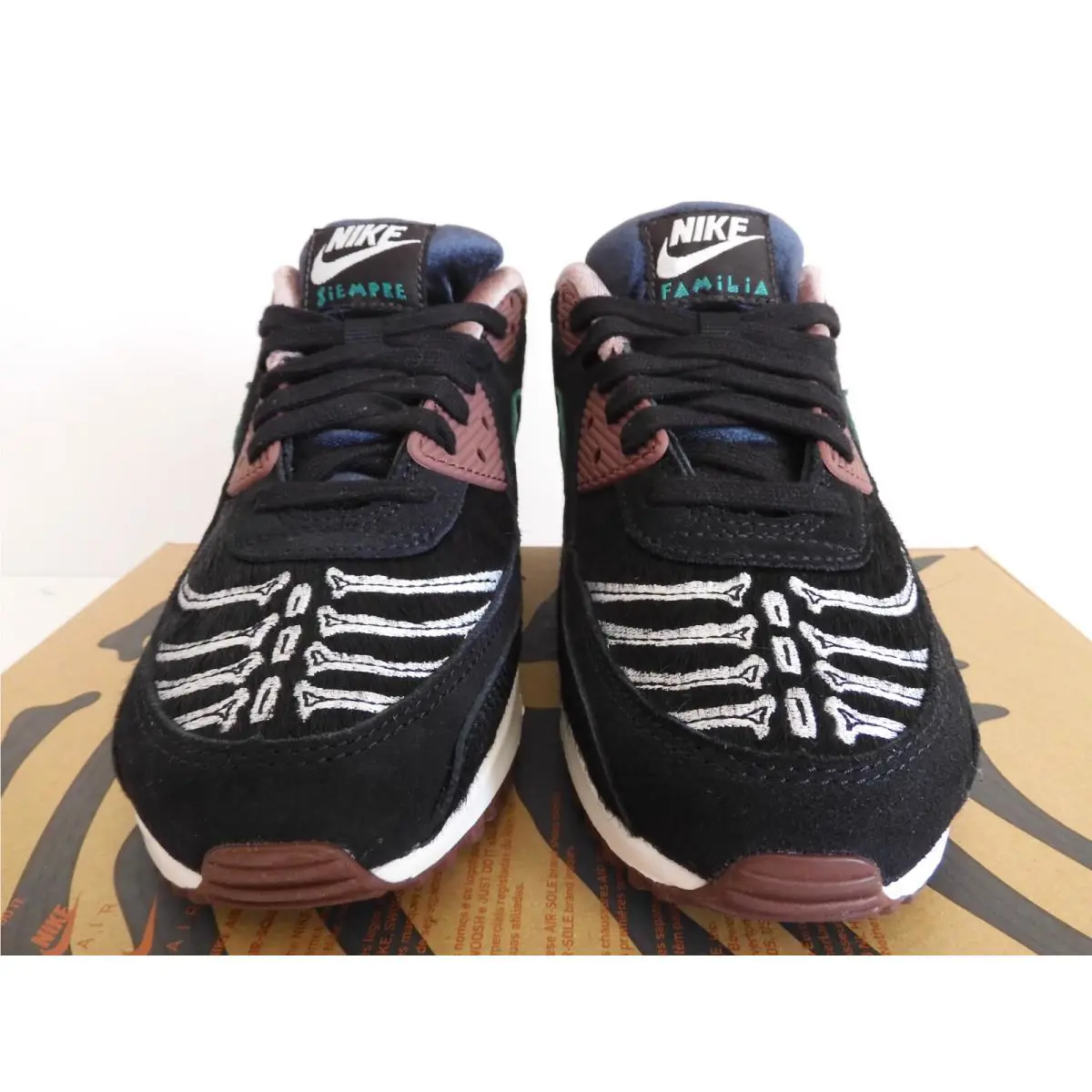 Nike shoes - Nike Air Max 90 - Air Max - Black (UPC: 195244526741) 1