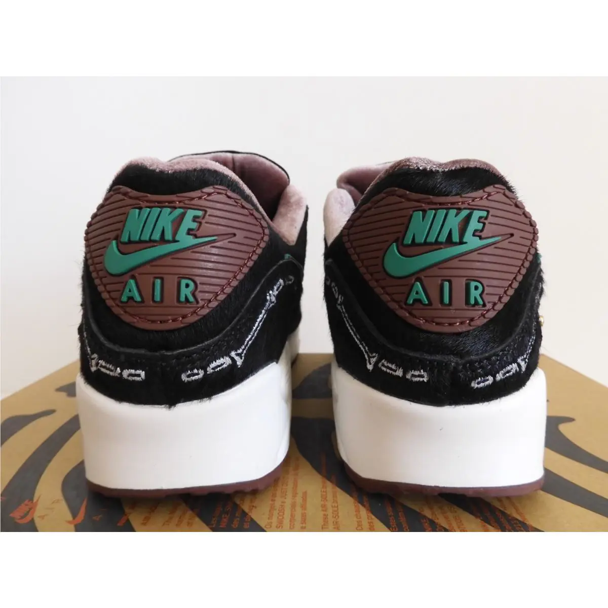 Nike shoes - Nike Air Max 90 - Air Max - Black (UPC: 195244526741) 2