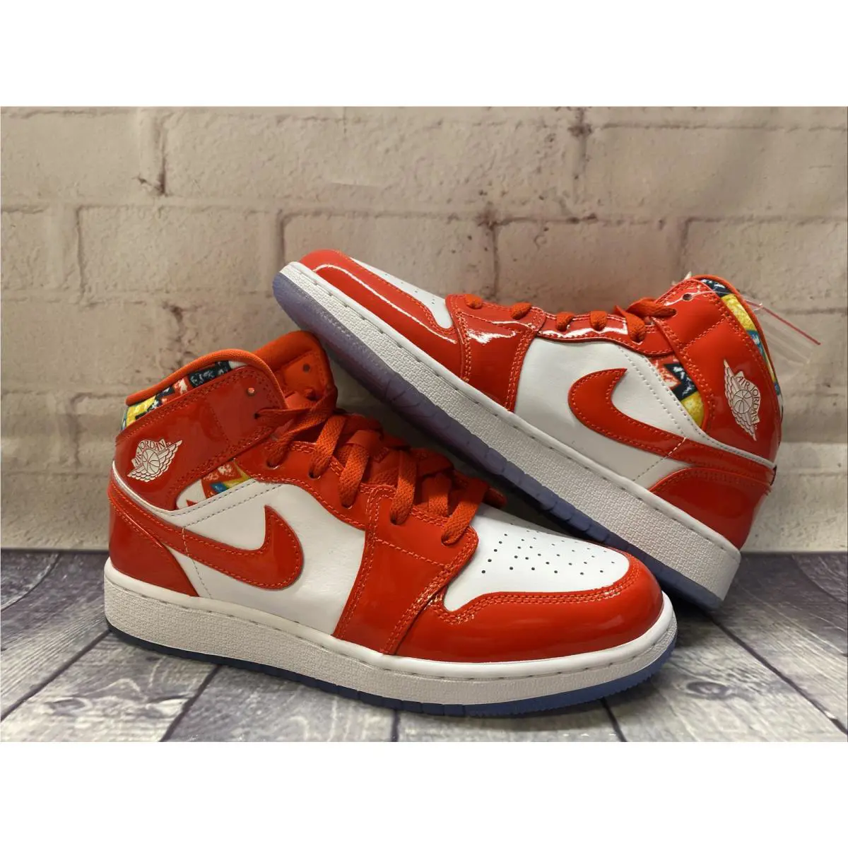 Nike Air Jordan 1 Mid SE GS Barcelona Red White DC7248-600 Size 6.5Y Women’s 8