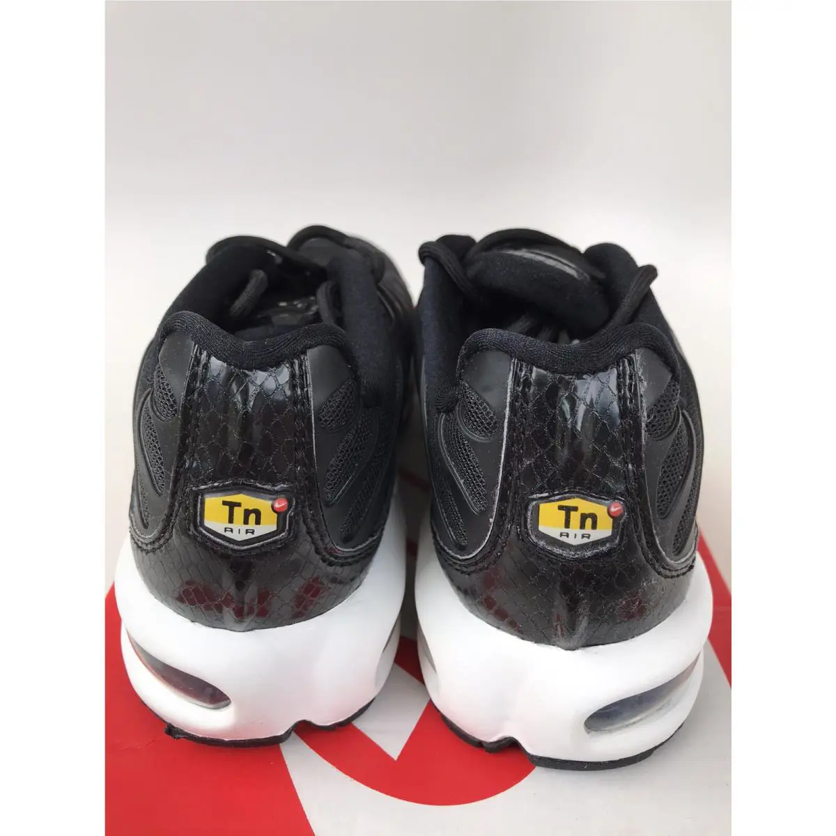 Nike shoes - Nike Air Max Plus - Air Max Plus - 862201-004 - Black (UPC: 0882801549663) 2