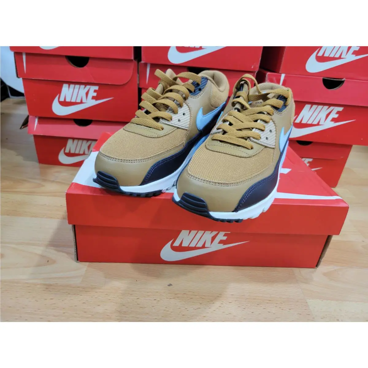 Nike shoes - Nike Air Max 90 Essential - AJ1285-202 - Brown (UPC: 886668967981) 0