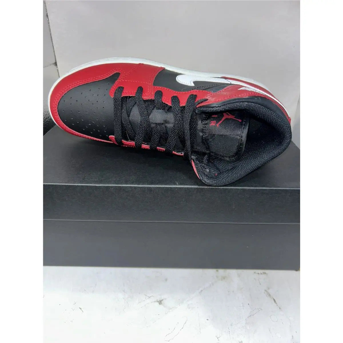 Nike shoes - Air Jordan 1 Mid - Air Mid - Black 2
