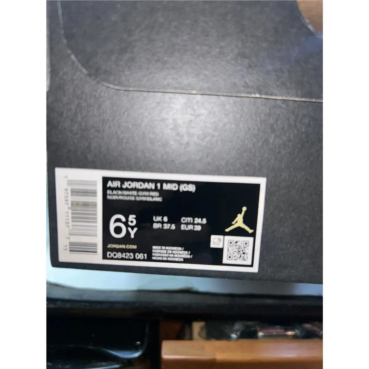 Nike shoes - Air Jordan 1 Mid - Air Mid - Black 3