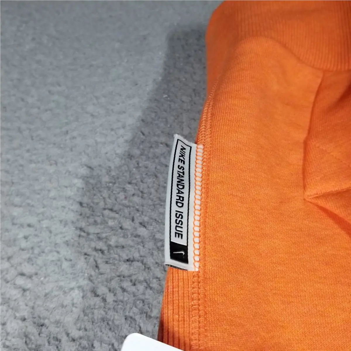 Nike clothing - Orange 2
