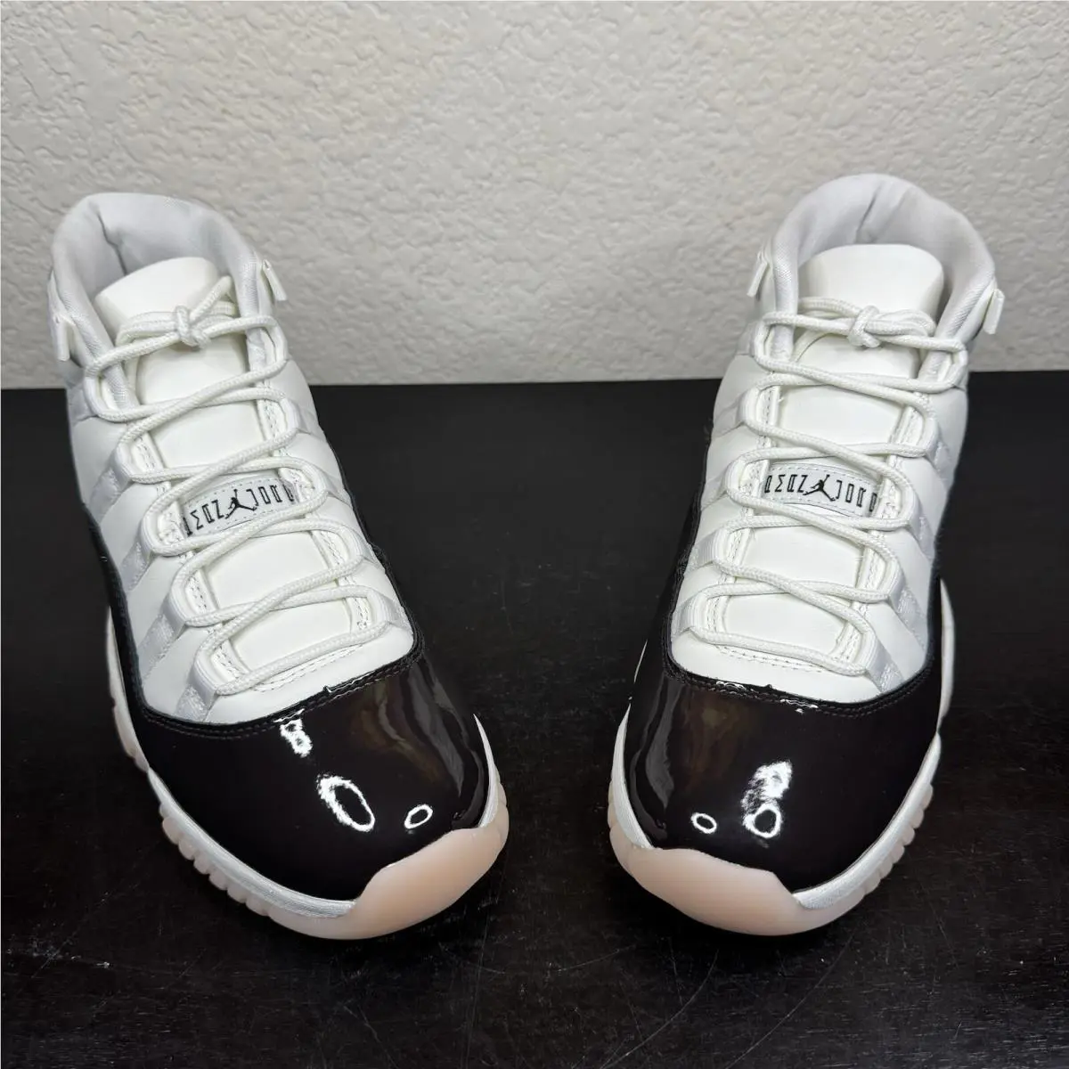 Nike shoes - Air Jordan 11 - Air - Neapolitan 1
