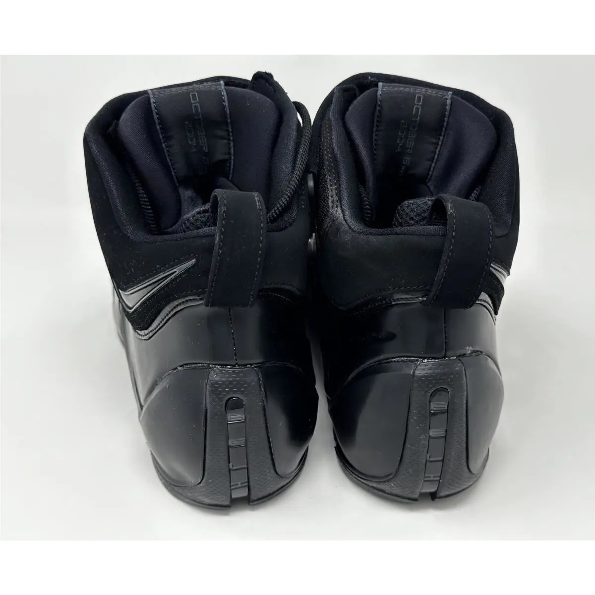 Nike shoes - Nike Air LeBron - Air LeBron - Black 4