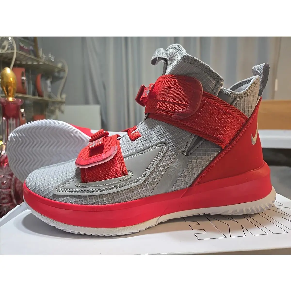 Nike shoes - NIKE LABRON - LABRON - Red 2
