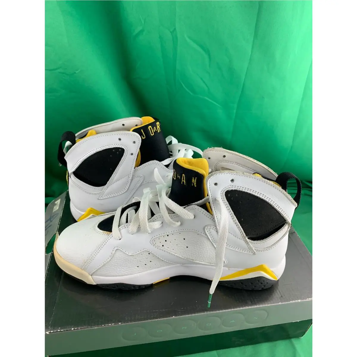 Nike shoes - Jordan 7 - 313358 172 - White/Varsity Maize-Black, Manufacturer: White/Varsity Maize-Black 2