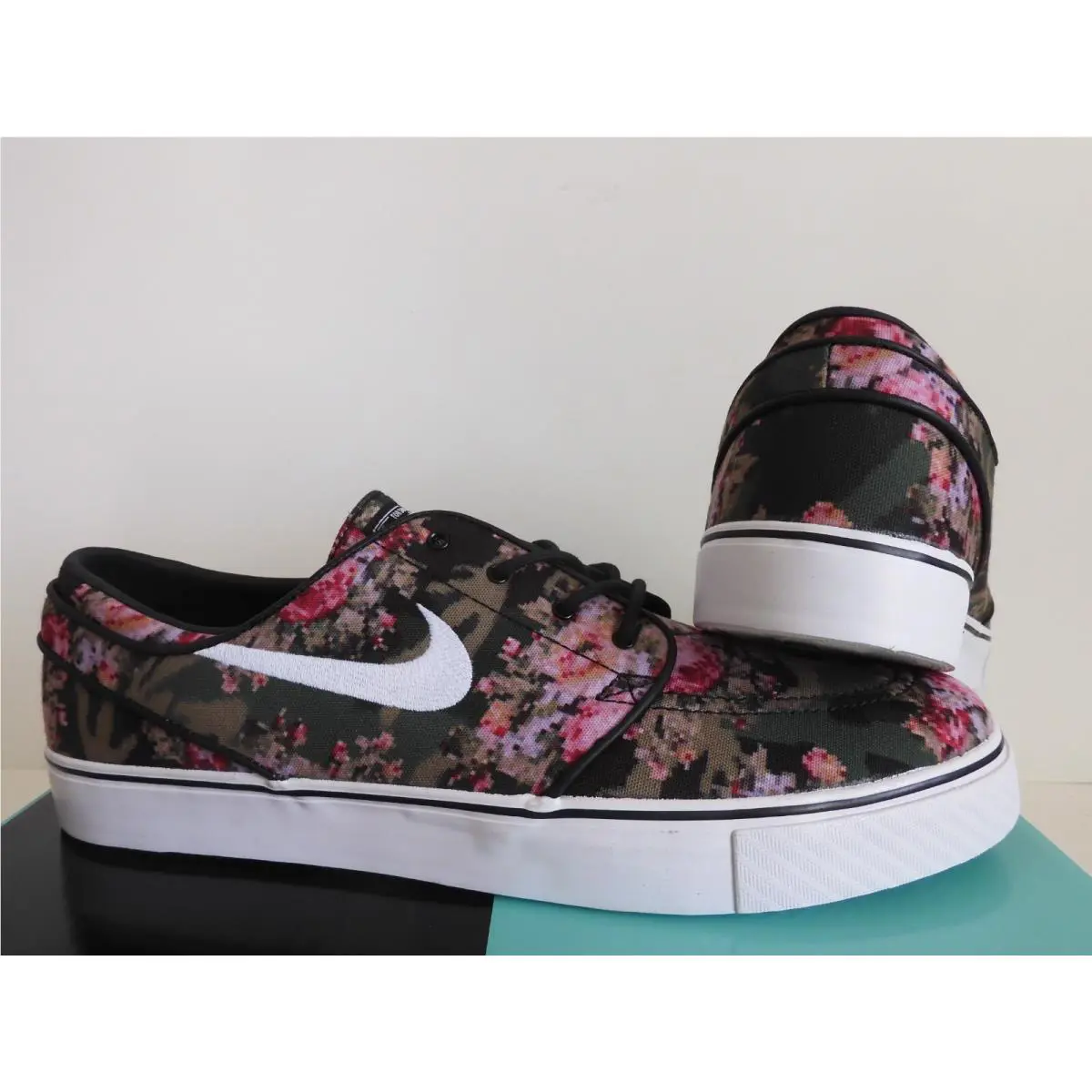 Nike shoes - Nike Zoom Stefan Janoski - Zoom Stefan Janoski - 482972-900 - Multicolor (UPC: 884497413693) 0