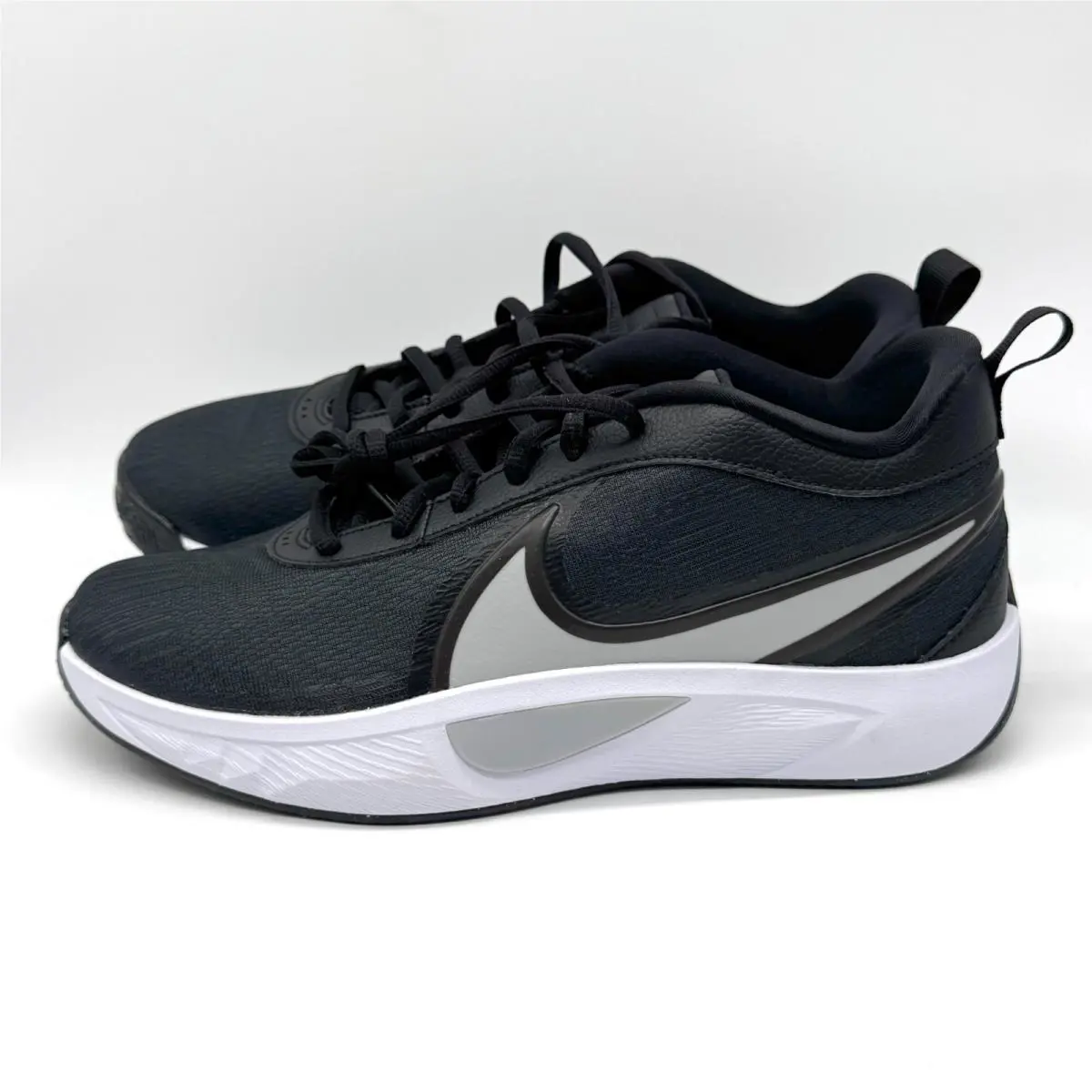 Nike shoes - Black (UPC: 197600969704) 1