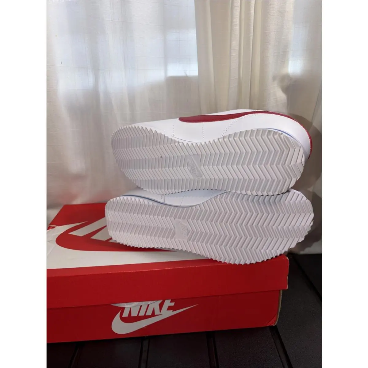 Nike shoes - Nike Cortez - Cortez - 819719-103 - White 4
