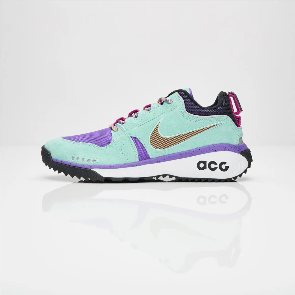 Nike shoes - Nike Dog Mountain - Dog Mountain - AQ0916-300 - Green (UPC: 0191887970989) 1