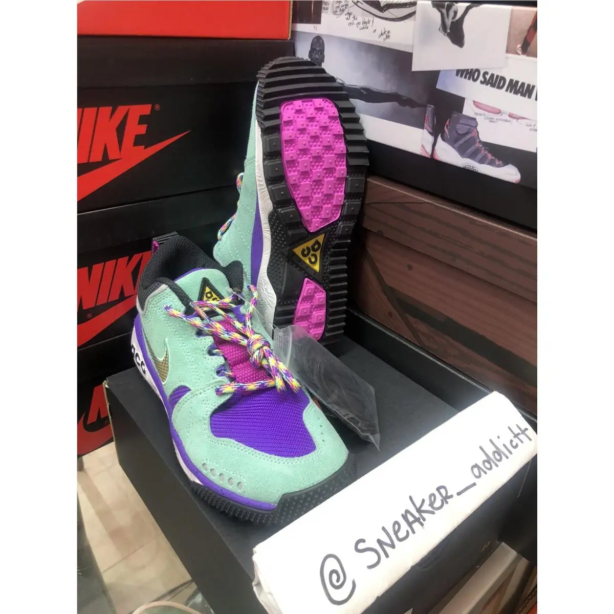 Nike shoes - Nike ACG Dog Mountain - ACG Dog Mountain - AQ0916-300 - Emerald Rise/Black/Hyper Magenta/Tour Yellow, Manufacturer: Emerald Rise/Black/Hyper Magenta/Tour Yellow 0