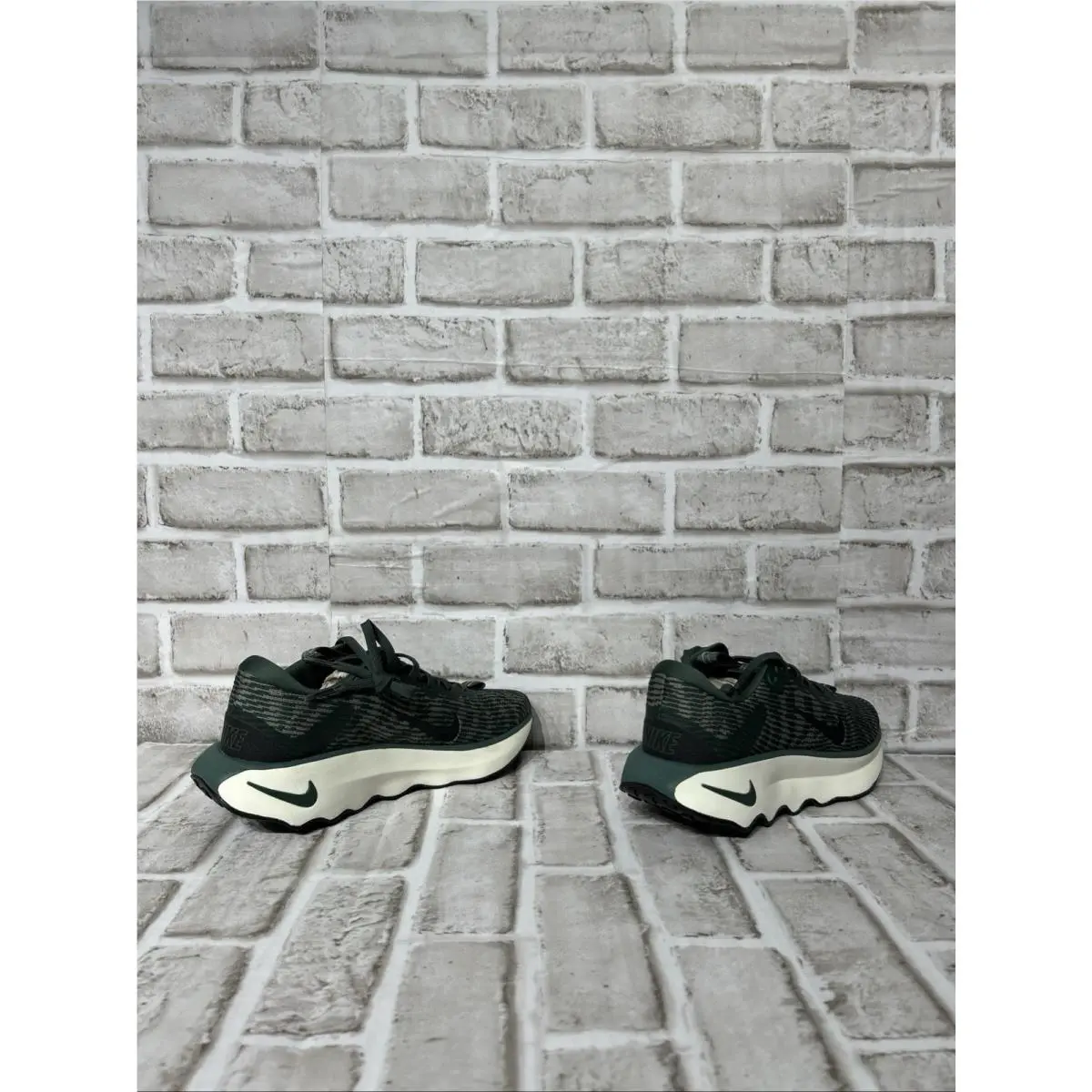 Nike shoes - Nike Motiva - Motiva - DV1238-301 - Green (UPC: 197600652859) 8
