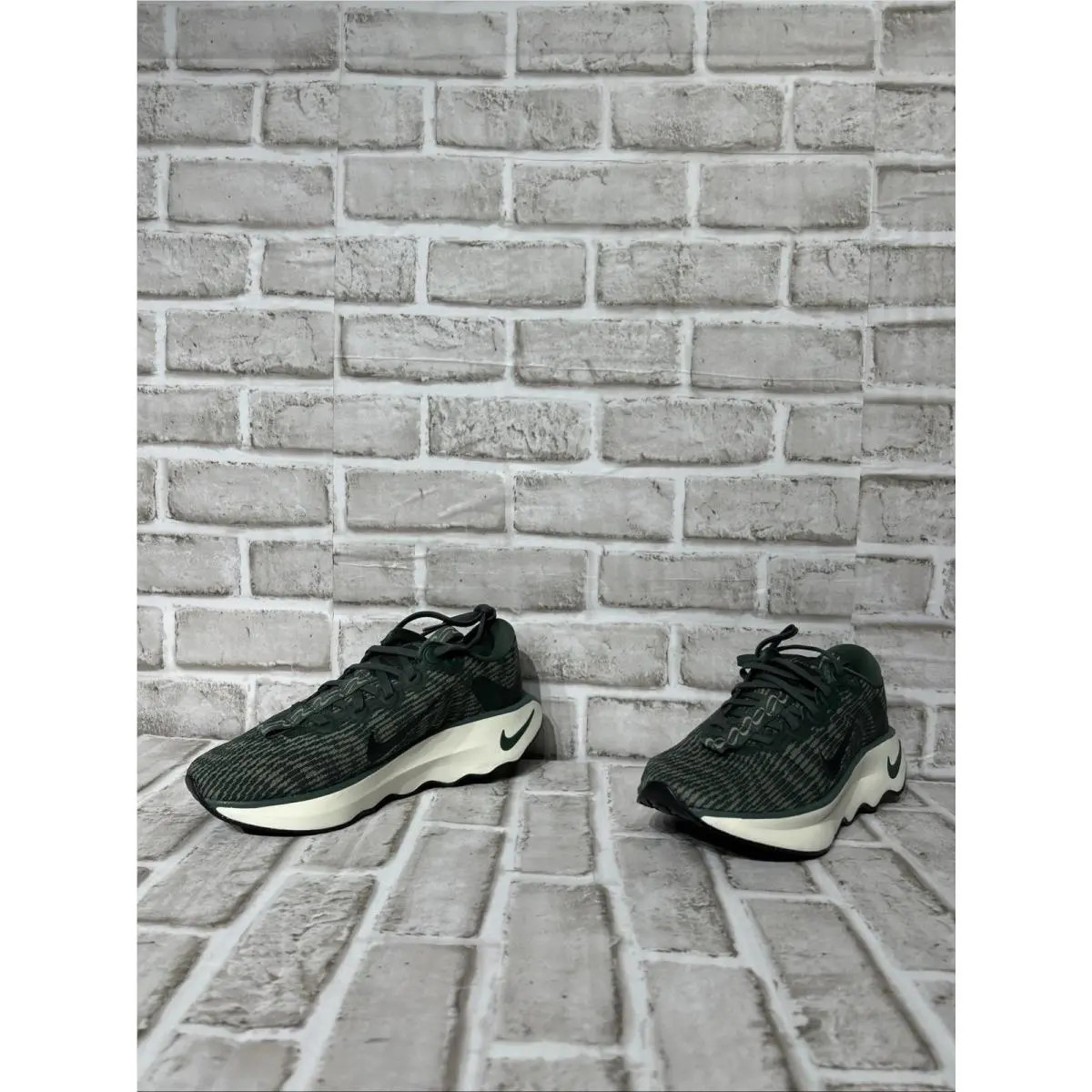Nike shoes - Nike Motiva - Motiva - DV1238-301 - Green (UPC: 197600652859) 11