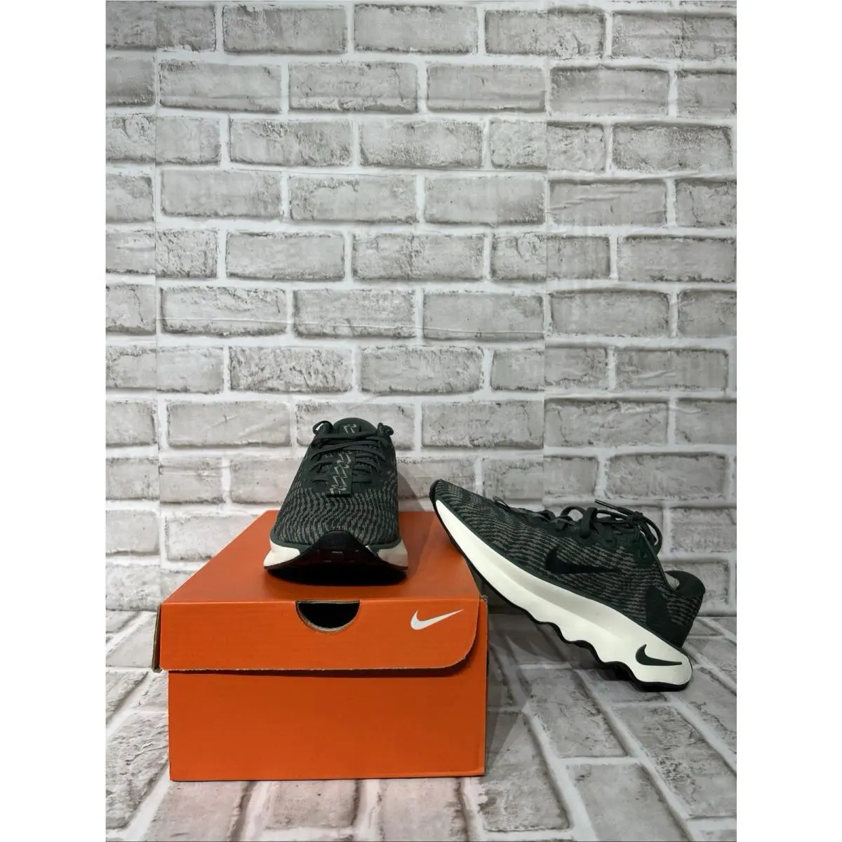 Nike shoes - Nike Motiva - Motiva - DV1238-301 - Green (UPC: 197600652859) 0