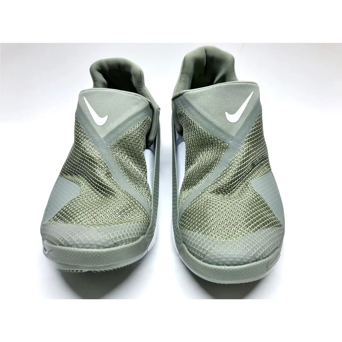 Nike shoes - Nike Go FlyEase - FlyEase - DR5540-300 - Green (UPC: 197596337495) 1