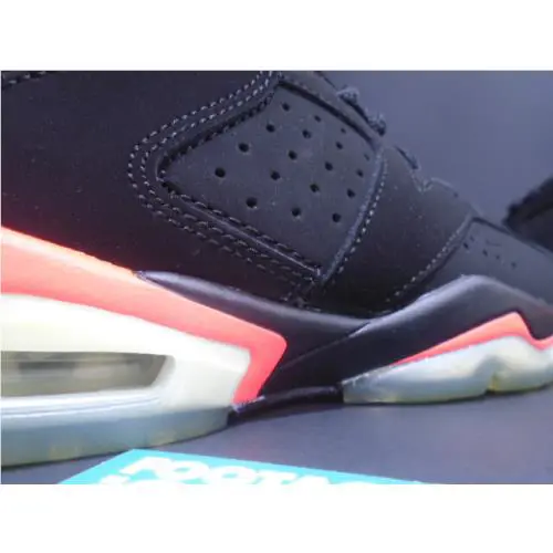 Nike shoes - Nike Air Jordan 6 Retro - 384665-023 - Black 0