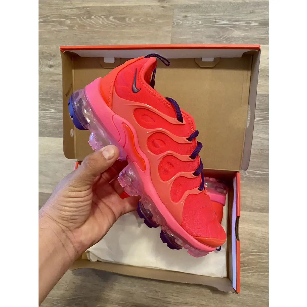 Nike shoes - Nike Air Vapormax Plus - Air Vapormax Plus - CU4907-600 - Neon Red-Pink Blast-Bright Crimson (UPC: 193656299574) 8