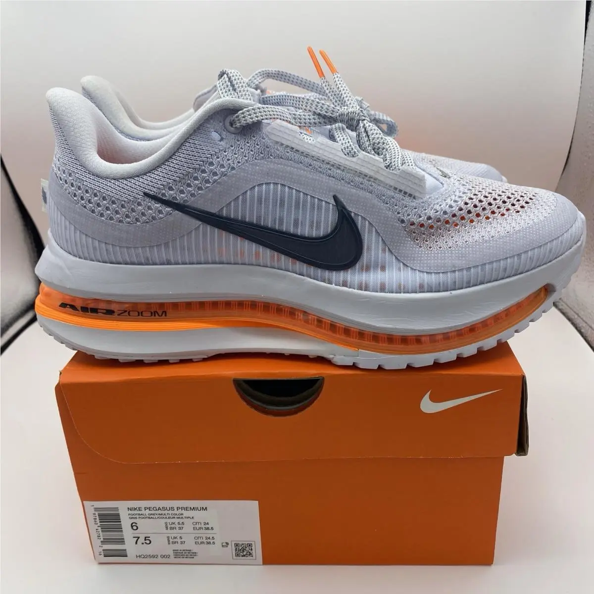 Nike Air Zoom Pegasus Premium Sport Shoes HQ2592-002 Men`s Size 6/ Women`s 7.5