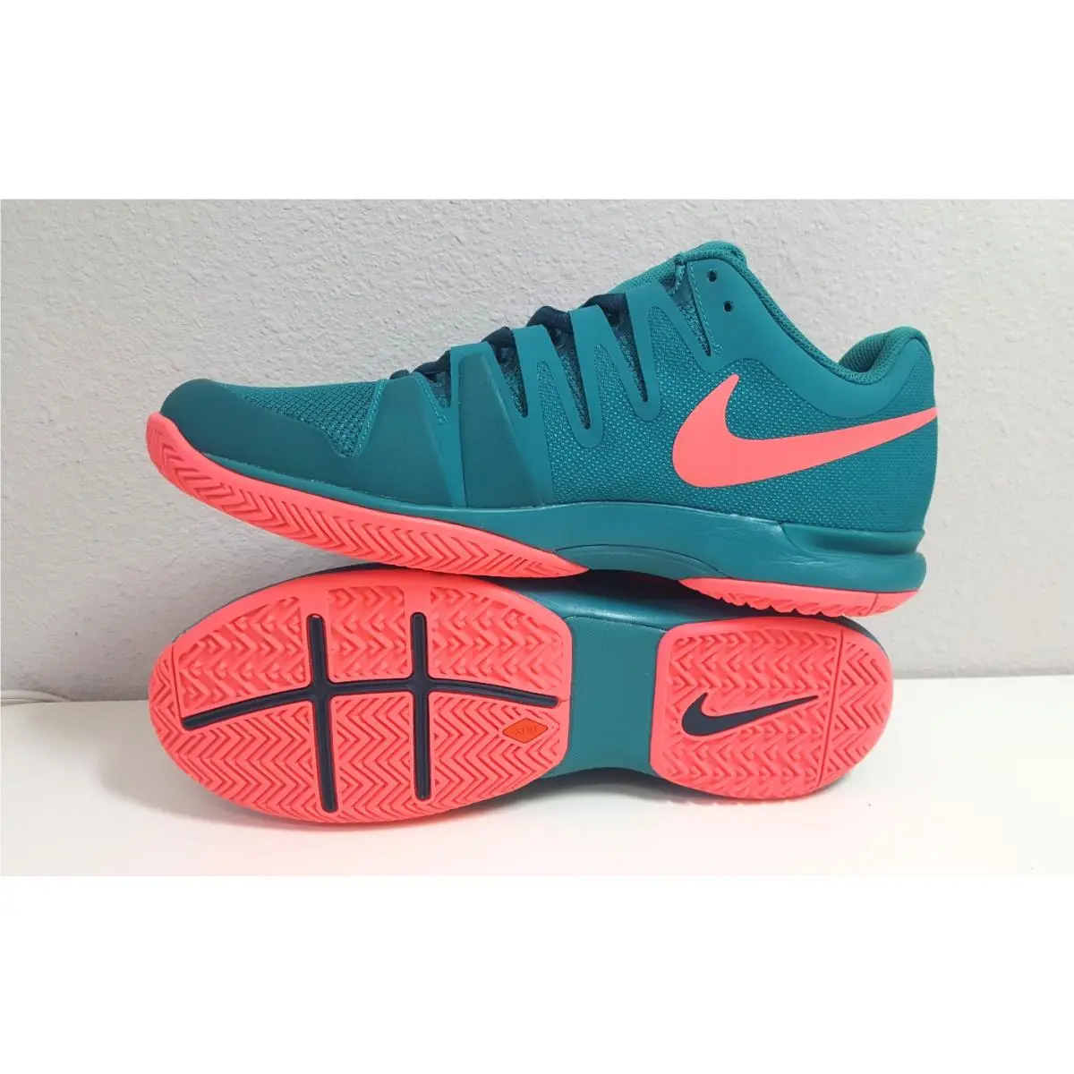 Nike shoes - 813025300 - 813025-300 - Red 3