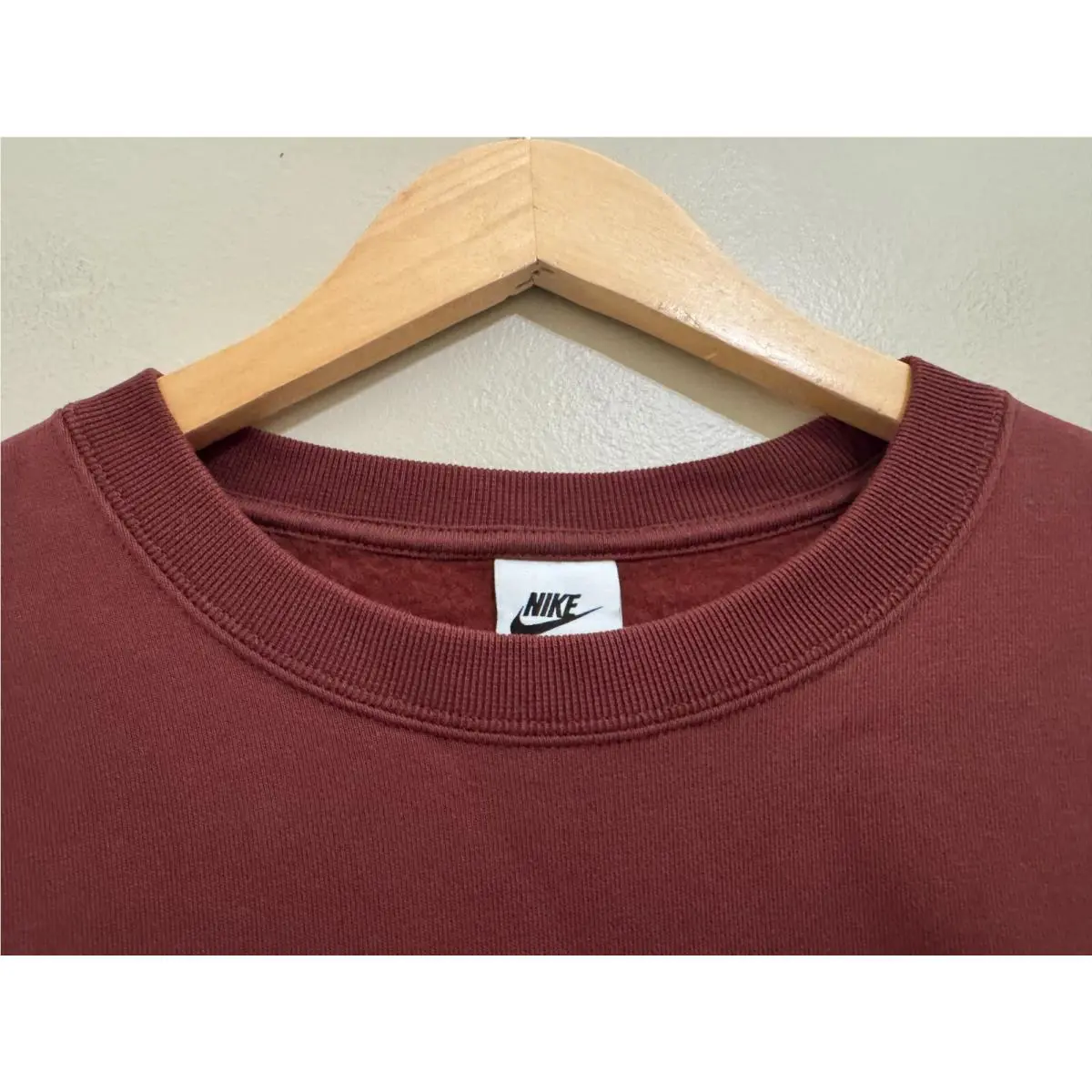 Nike clothing - Brown 4