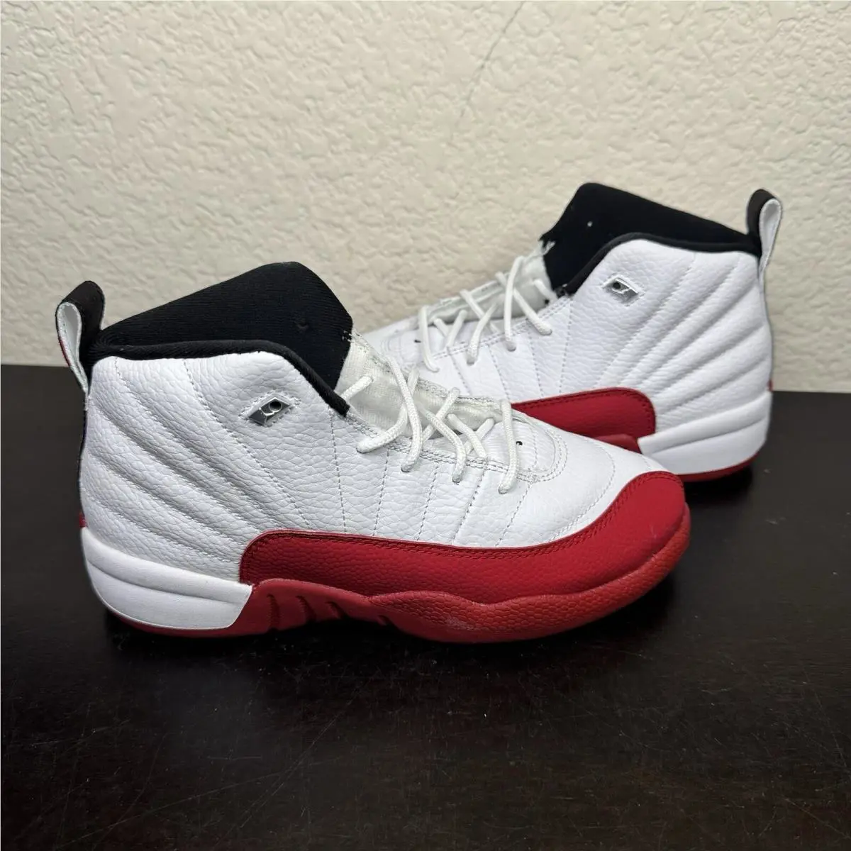 Nike shoes - Jordan Retro 12 - Retro - Cherry Red 0
