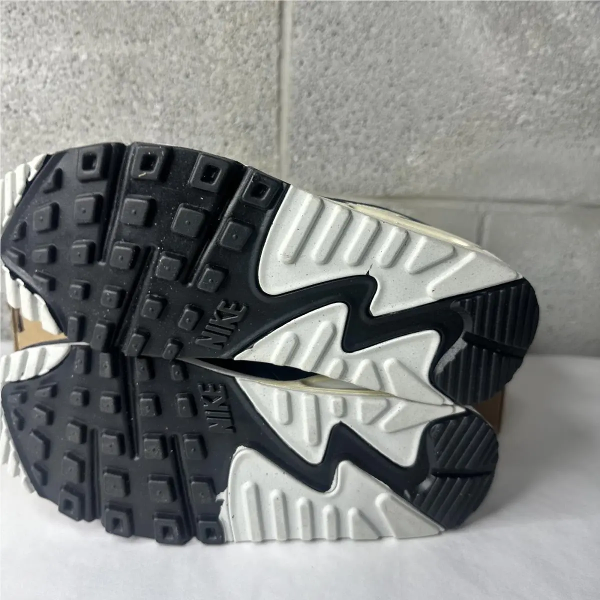 Nike shoes - Nike Air Max 90 `Olympic` - HF3444-100 - White / Navy / Cocnut Milk / Gold 3