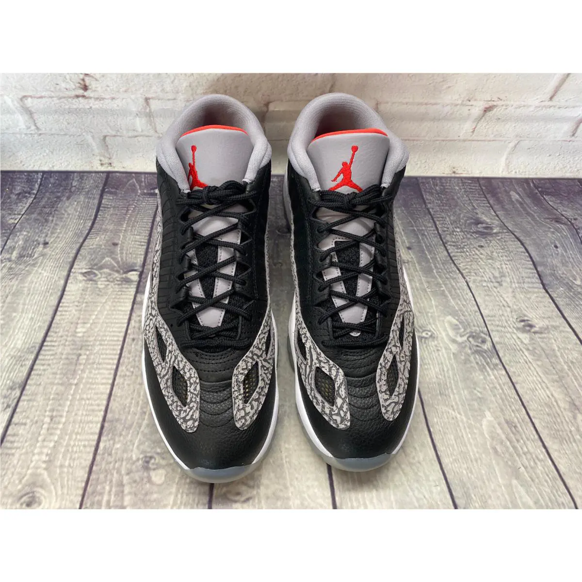 Nike shoes - Nike Air Jordan 11 - Air - 919712 - Black 2