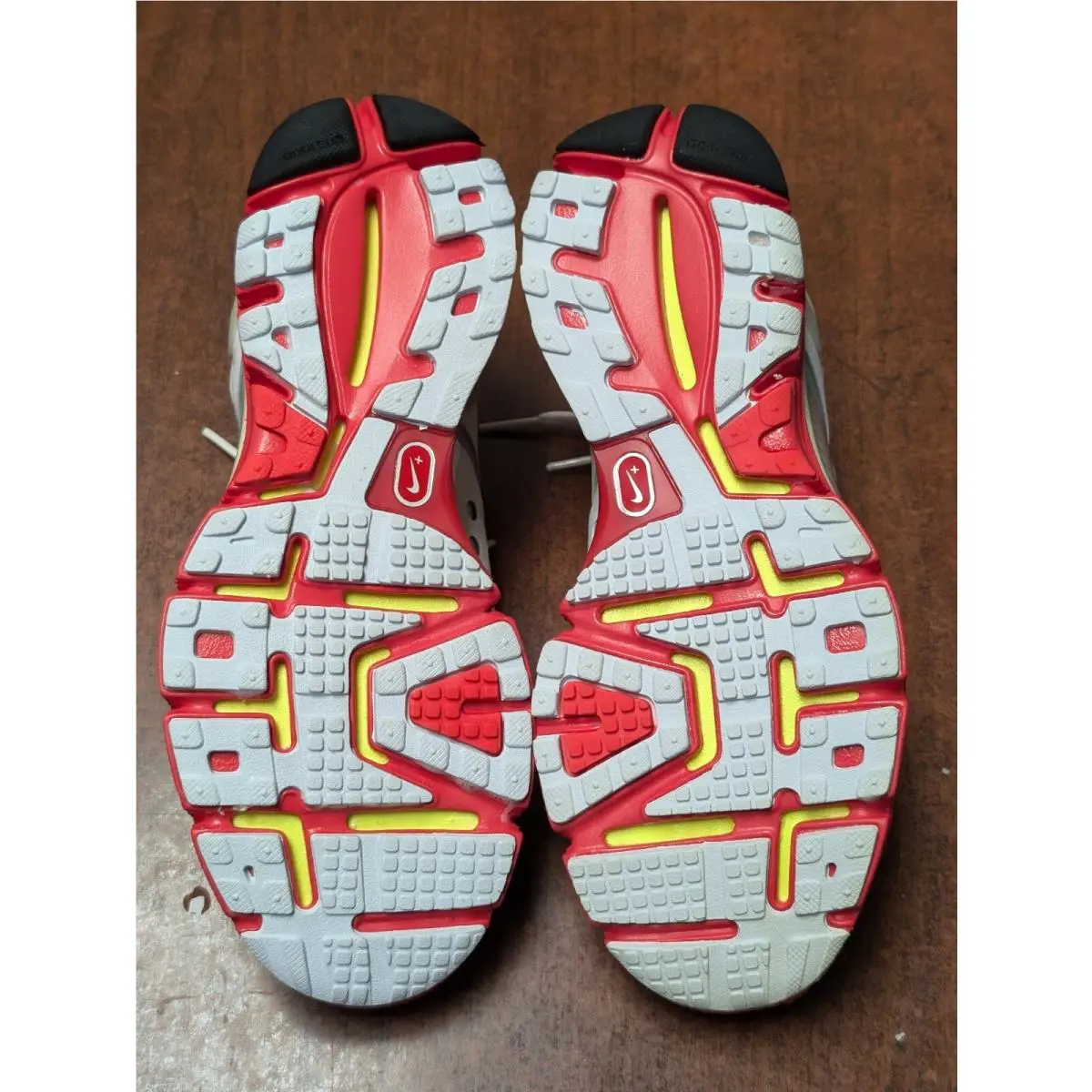 Nike shoes - Nike LunarGlide+ - 366645-018 - White Gray Red (UPC: 0884500864344) 11