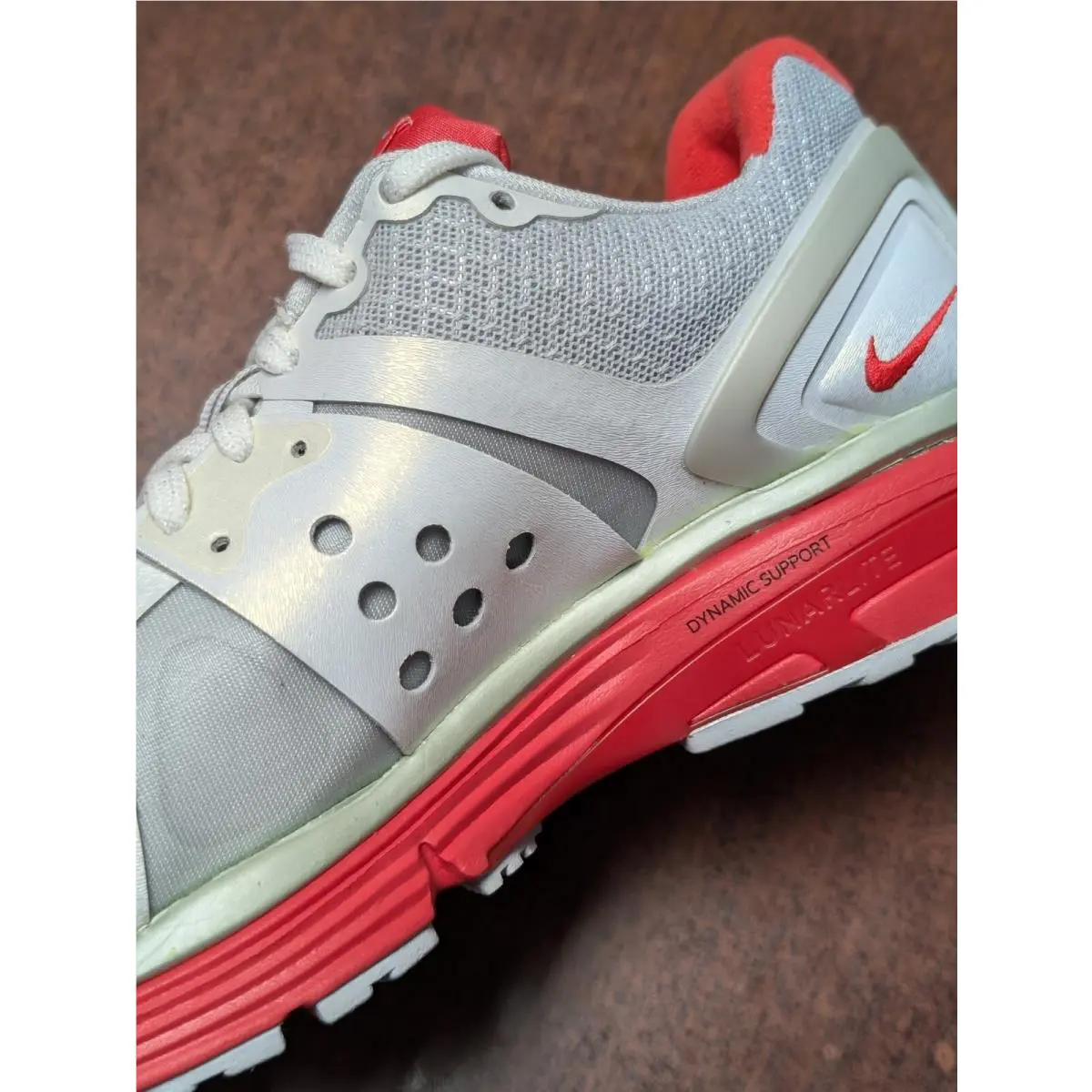 Nike shoes - Nike LunarGlide+ - 366645-018 - White Gray Red (UPC: 0884500864344) 4