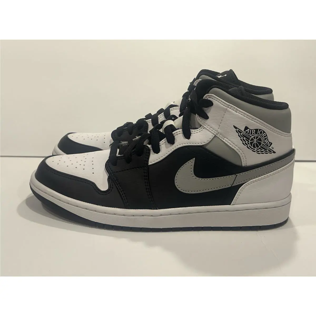 Nike shoes - Air Jordan 1 - Air - 554724-073 - Gray (UPC: 0194498267806) 0