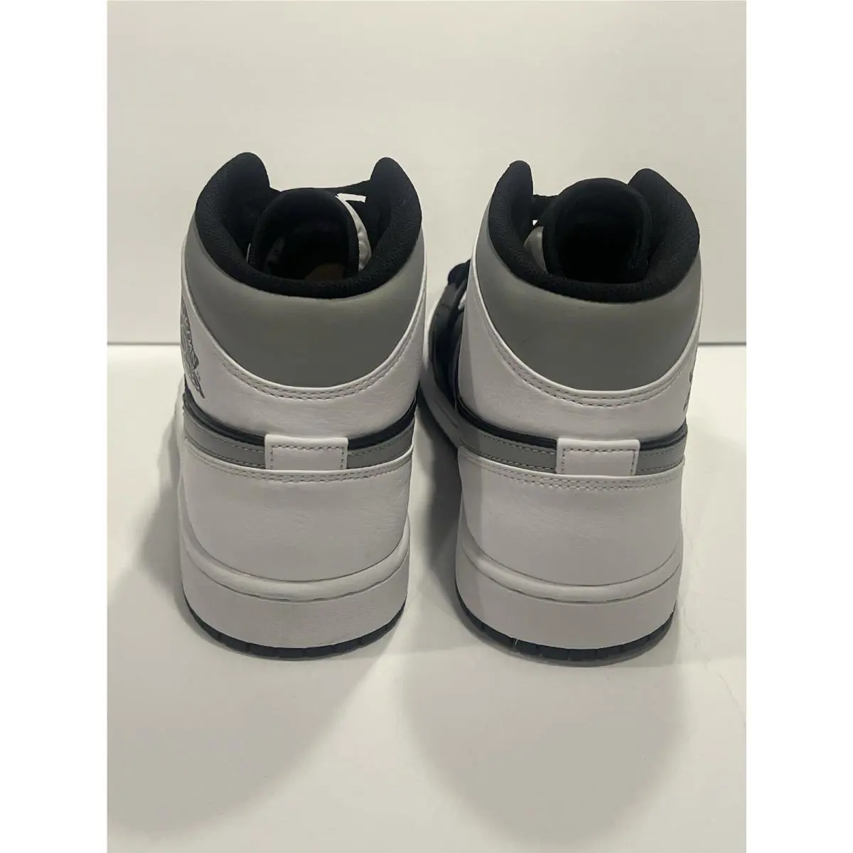 Nike shoes - Air Jordan 1 - Air - 554724-073 - Gray (UPC: 0194498267806) 2