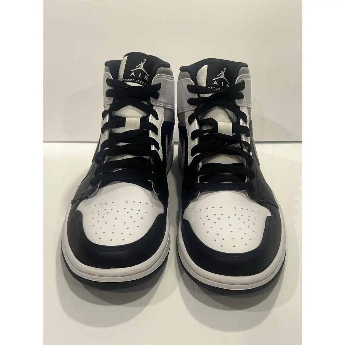 Nike shoes - Air Jordan 1 - Air - 554724-073 - Gray (UPC: 0194498267806) 3